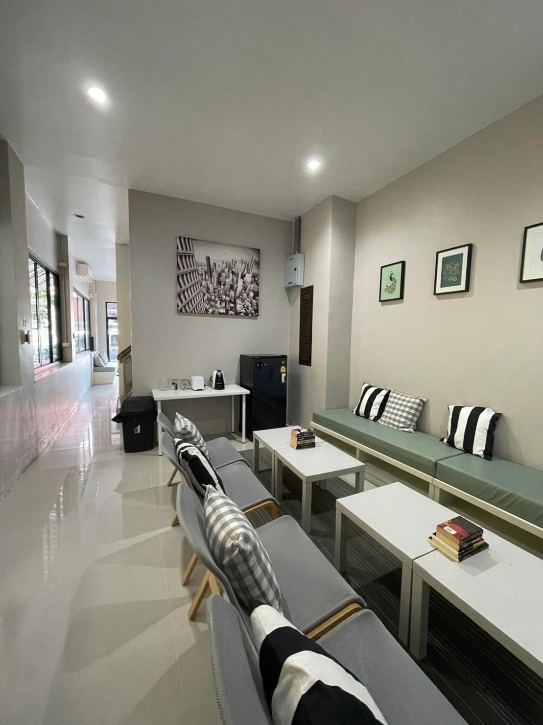 The Room Sansabai Patong Εξωτερικό φωτογραφία